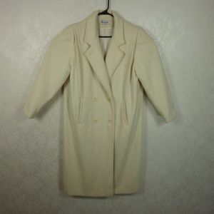 Forecaster of Boston Winter White 12